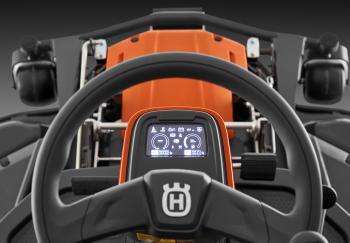 R 420TsX AWD rider + Combi 122 vágóasztal 3.Kép