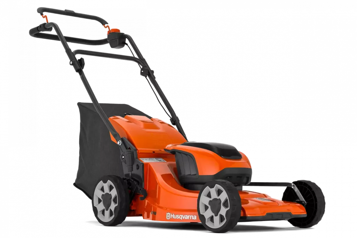 LC142i KIT akkumulátoros fűnyíró