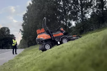 P524XR EFI  Profi távvezérelt Rider 3.Kép