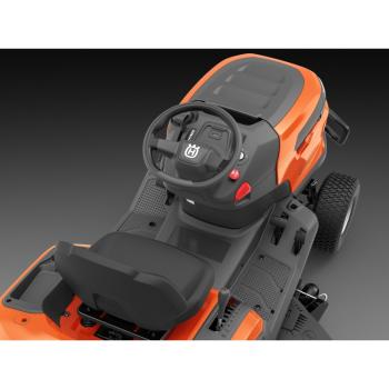 TC215T  fűgyűjtős fűnyíró traktor 3.Kép